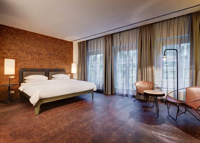 V Nesplein מלון אמסטרדם