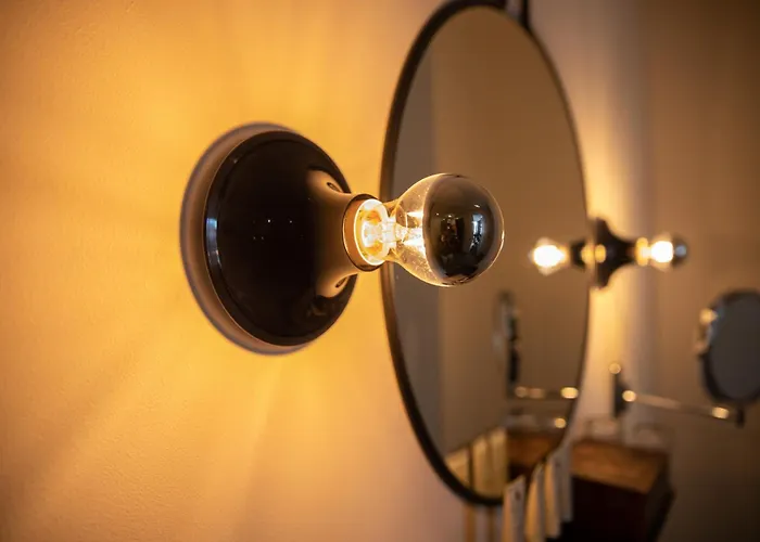 V Nesplein מלון 4*