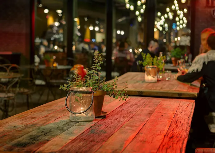 מלון V Nesplein 4*